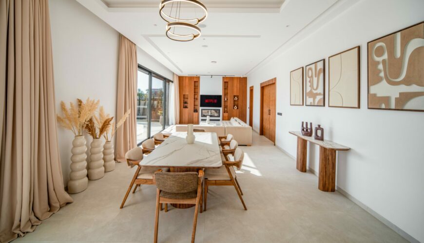 Concièrge professionnel à Marrakech offrant un service personnalisé aux clients