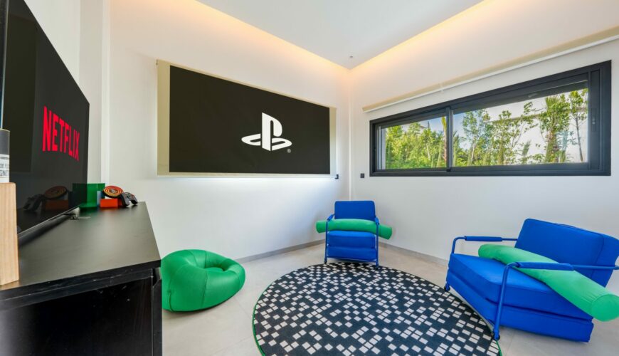 Personal Marrakech concierge from Your Host crafting a bespoke travel map for clients.