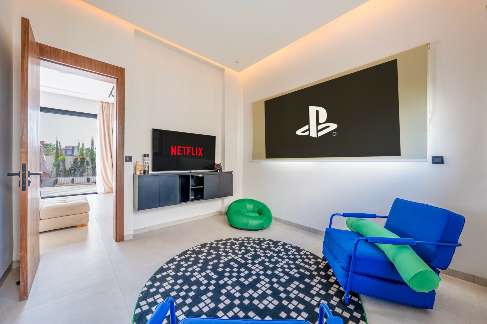 Professional dashboard and analytics for successful short-term rental management in Marrakech.