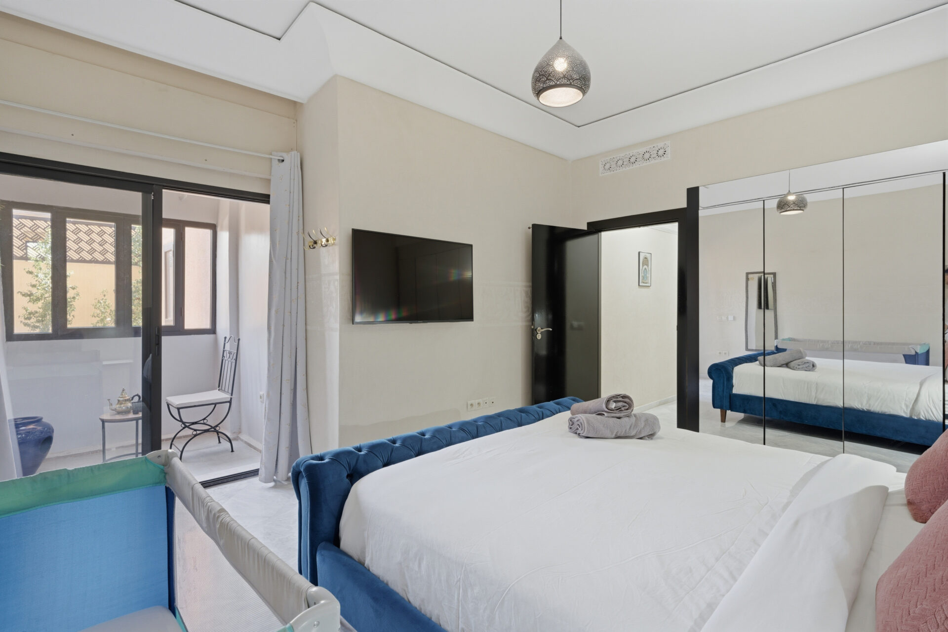 Gestion locative courte durée et conciergerie à Guéliz et Hivernage pour appartements, studios luxe, penthouses, duplex avec piscine et espaces patio – Your Host Marrakech